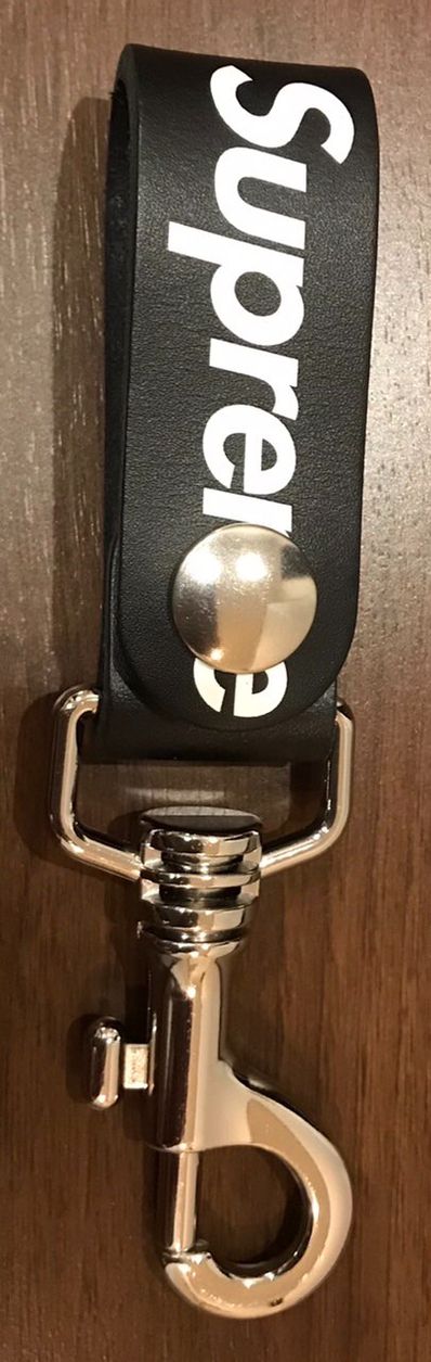 Supreme Leather Key Loop "Black"