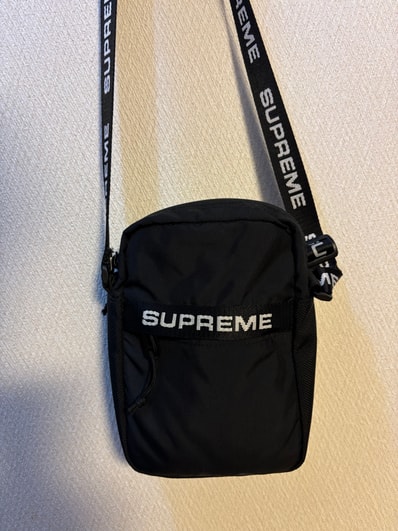 Supreme FW22 Shoulder Bag "Black"