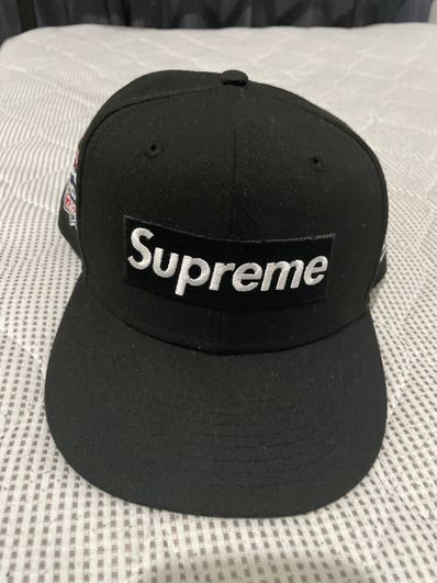 Supreme No Comp Box Logo New Era "Black"