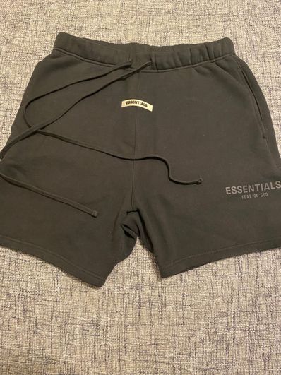 FEAR OF GOD ESSENTIALS Fleece Shorts "Black"