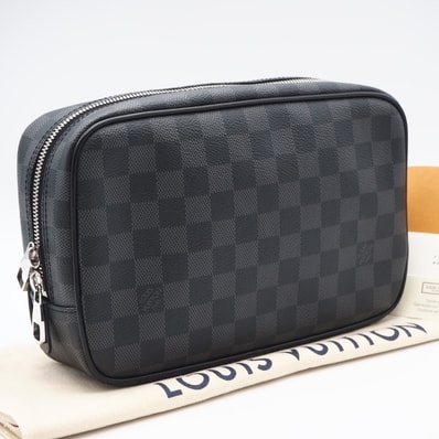 極美品 LOUIS VUITTON ルイ・ヴィトン ダミエグラフィット トゥルーストワレGM N47521 セカンドバッグ ブラック グレー コーティングキャンバス レザー メンズ