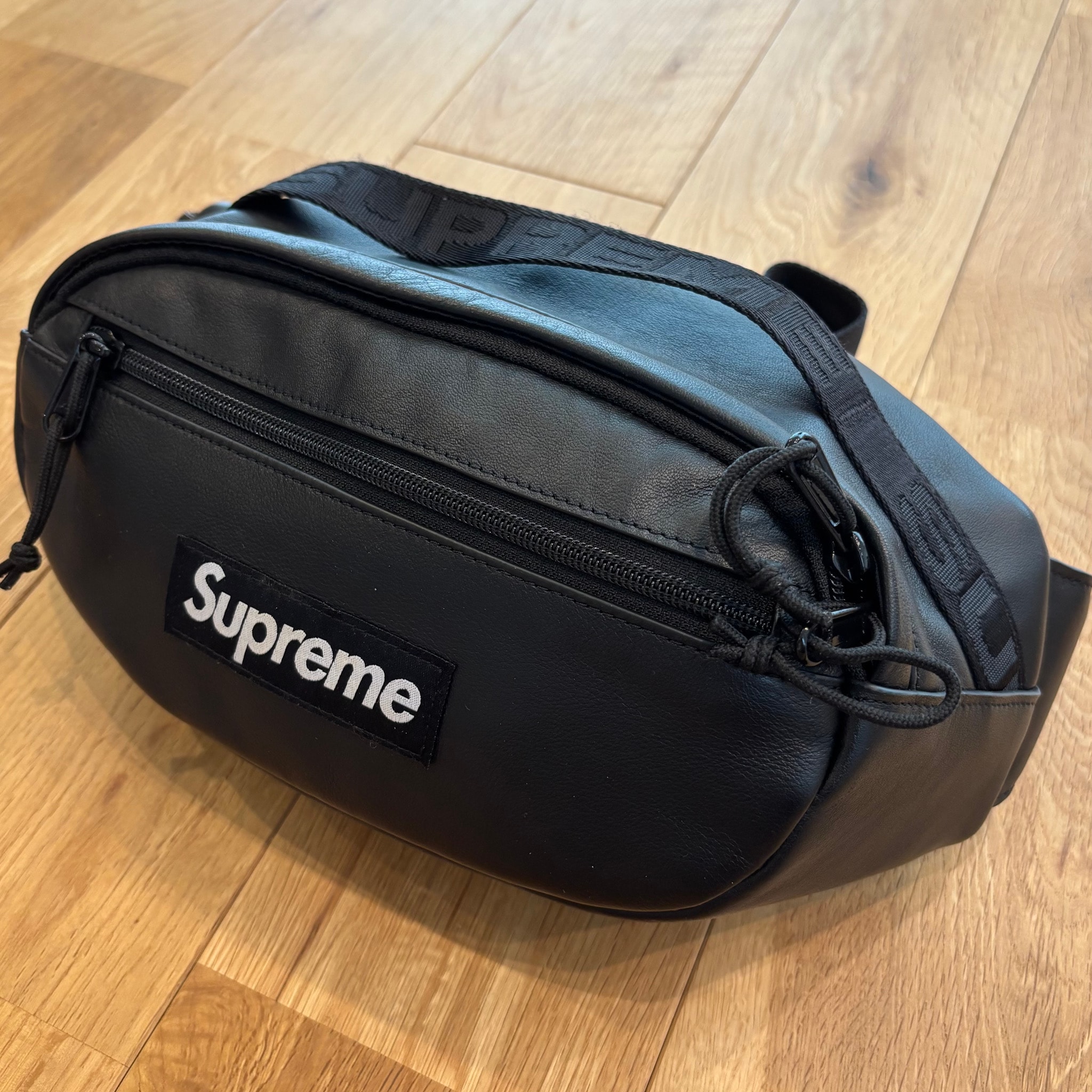 Supreme Leather Waist Bag 