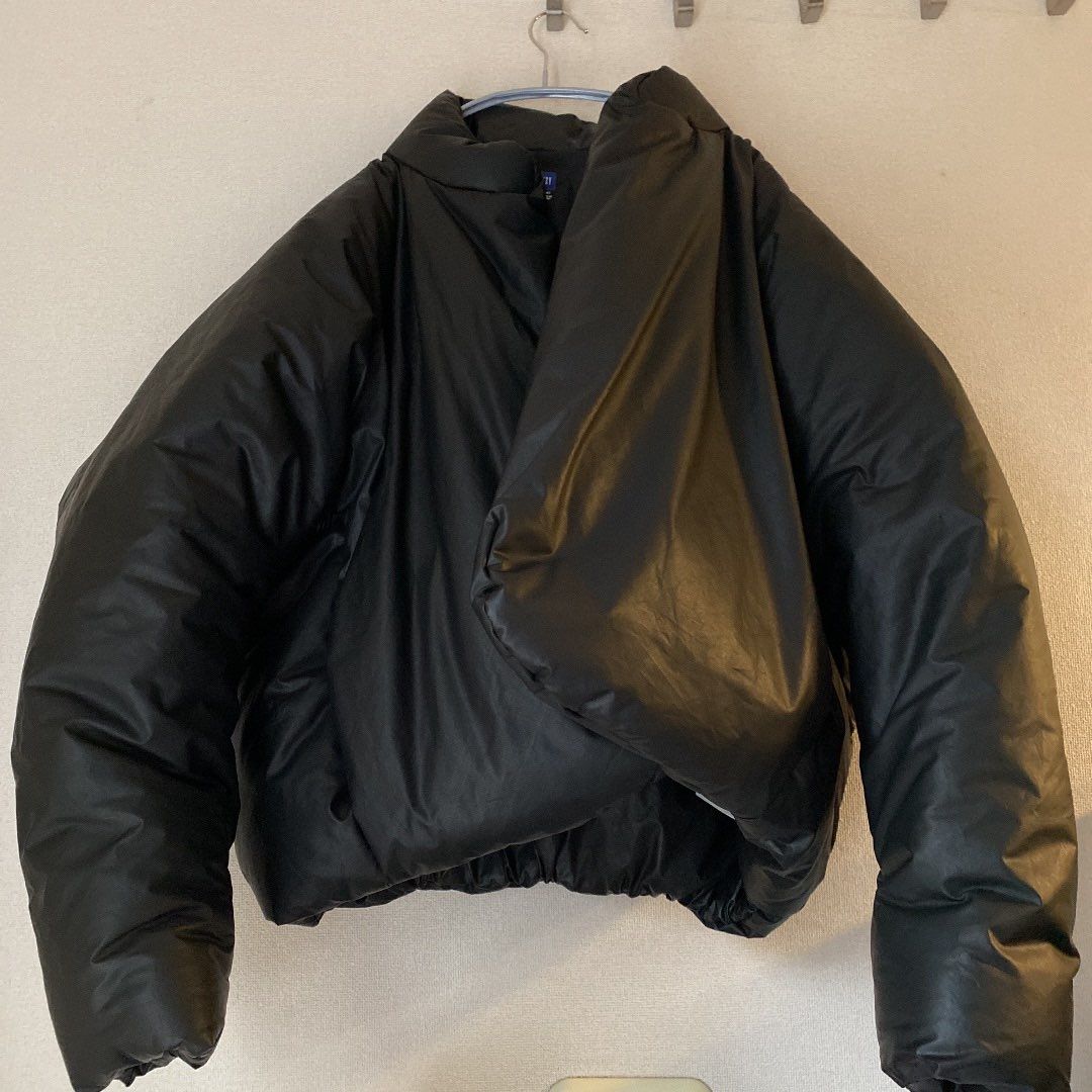 Yeezy Gap Round Jacket "Black"