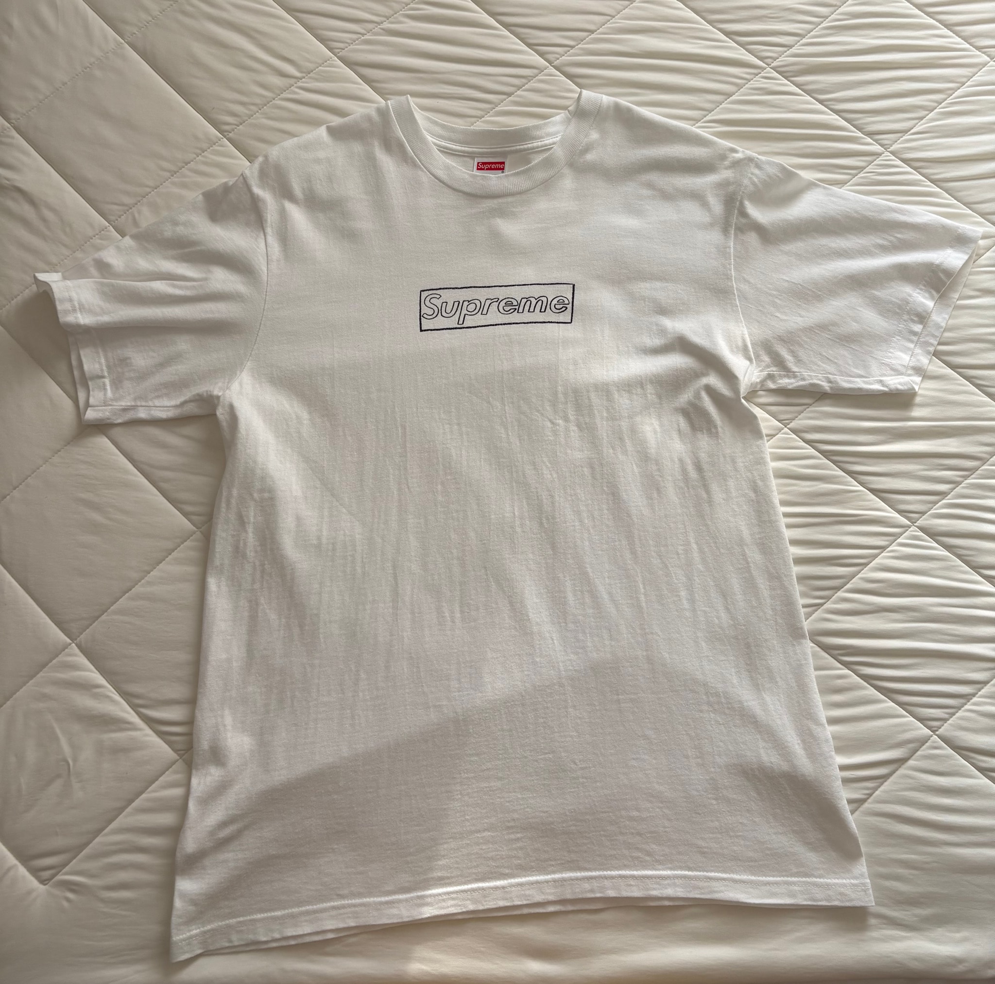 Supreme KAWS Chalk Logo Tee "White"