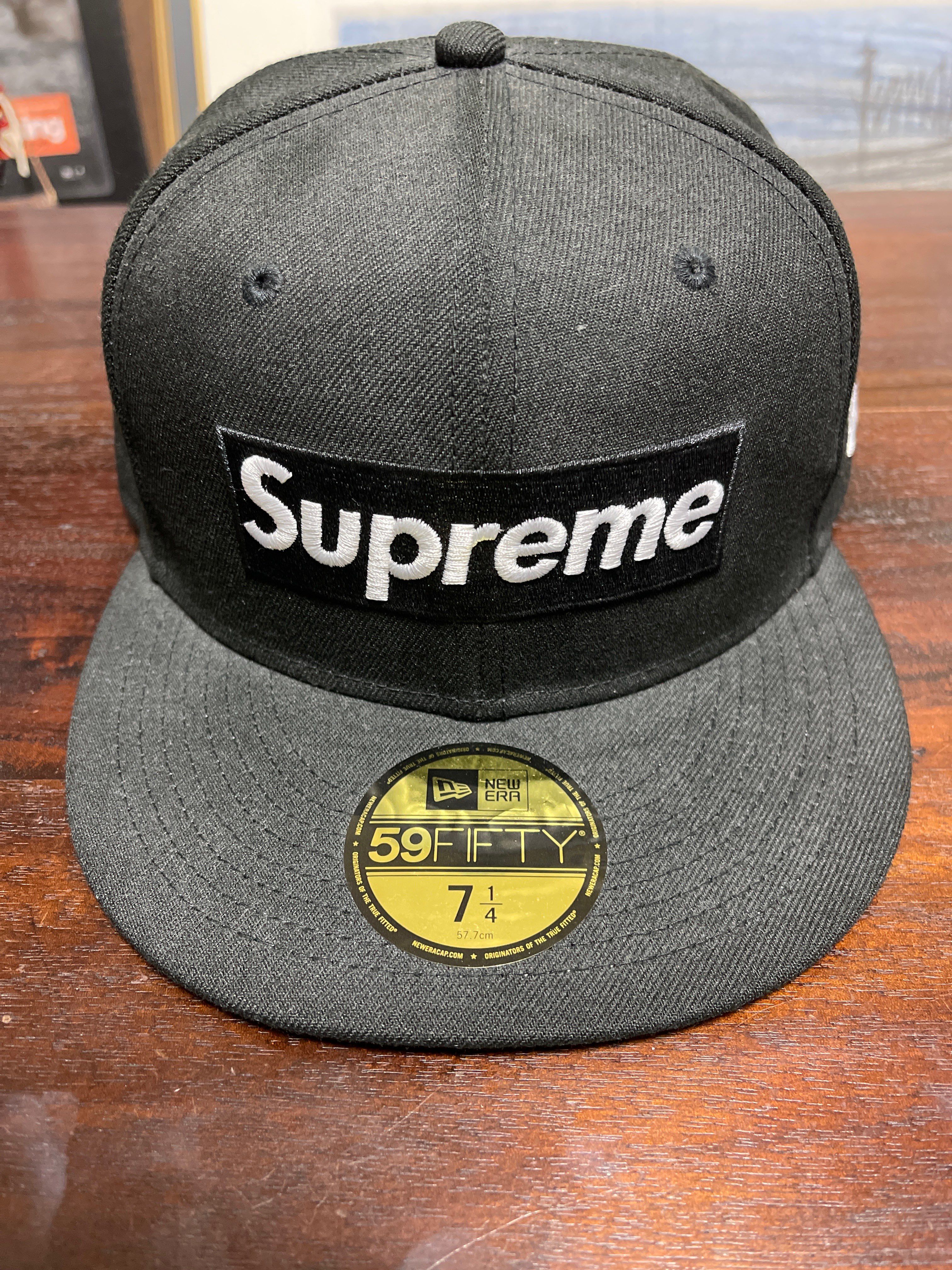 Supreme Champions Box Logo New Era® "Black"