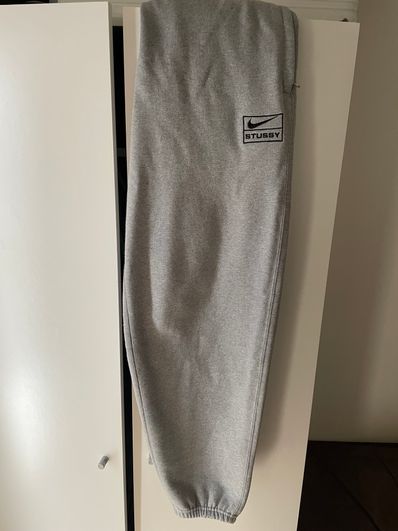 Stussy x Nike Fleece Pants (US Size) "Grey" DO9340-063