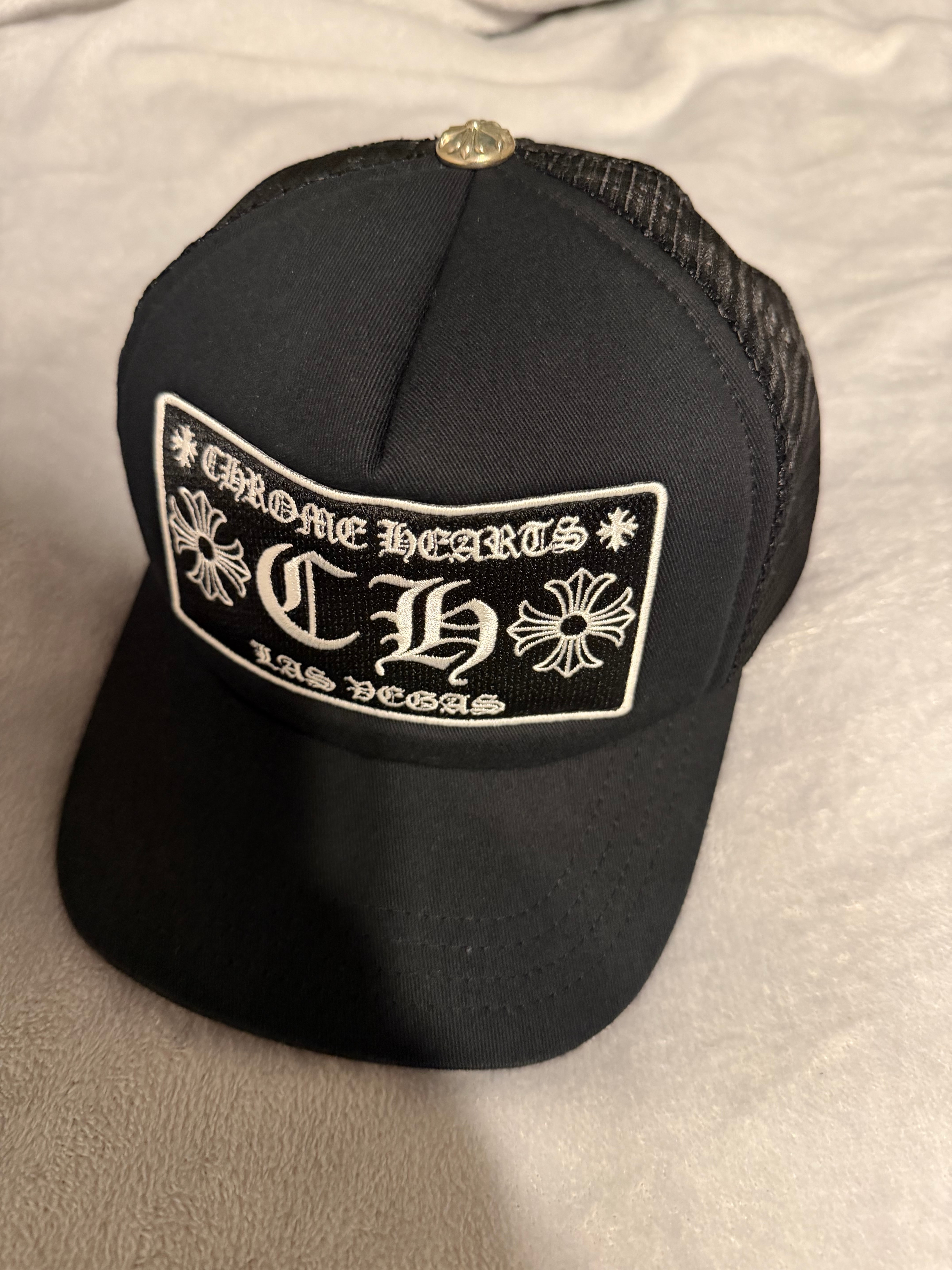 クロムハーツ トラッカー キャップ CH "ブラック"