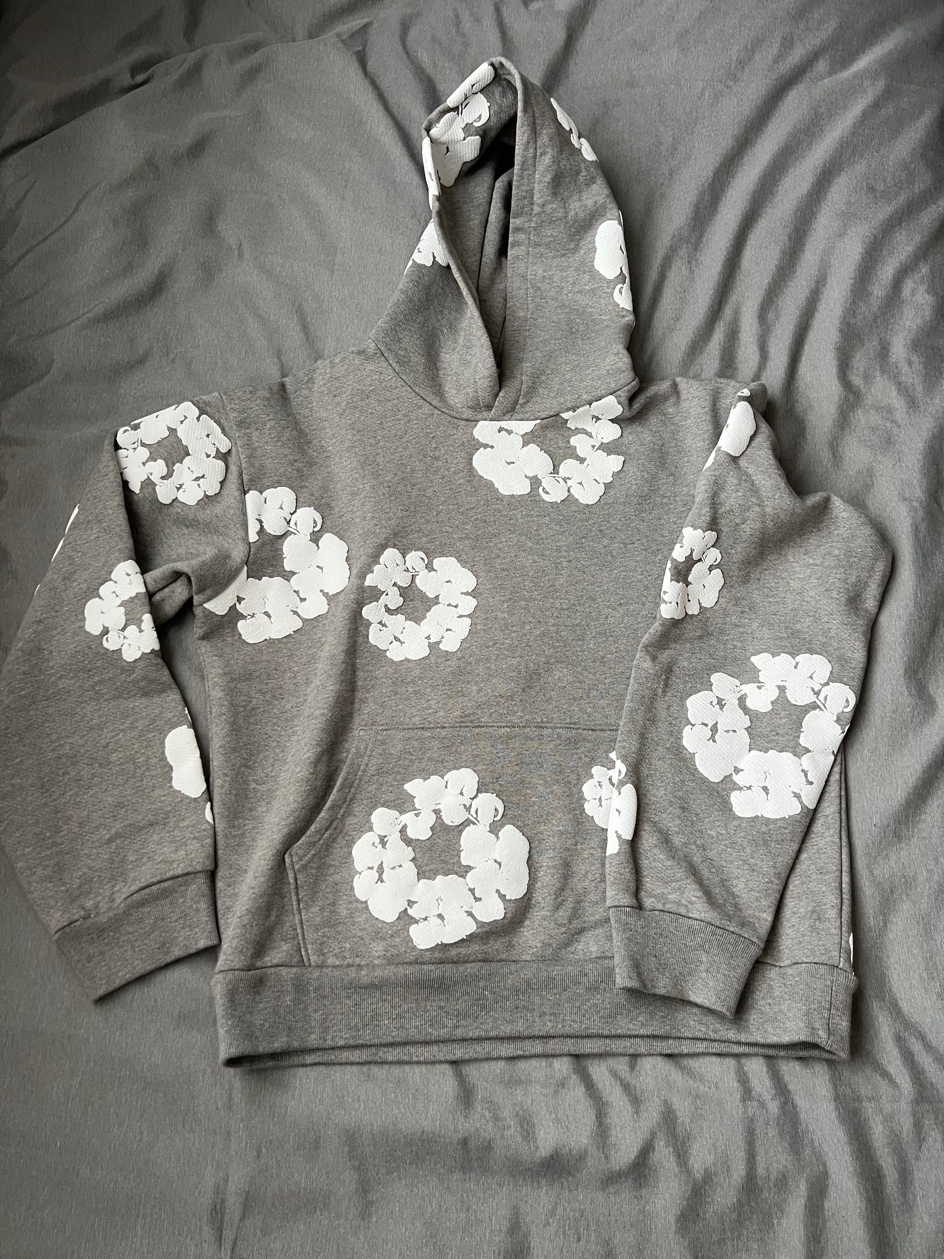 DENIM TEARS The Cotton Wreath Sweatshirt "Grey"