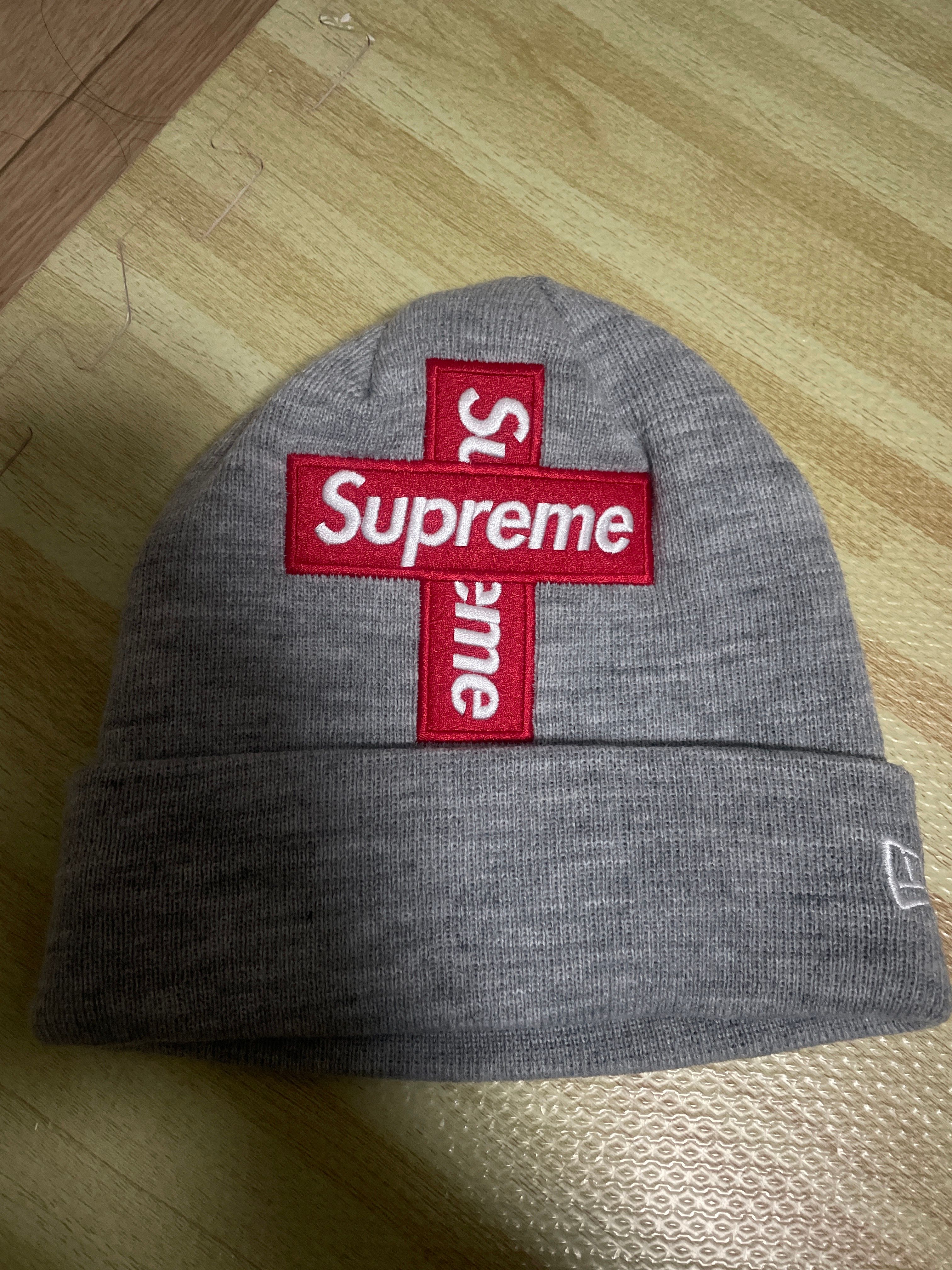 Supreme New Era® Cross Box Logo Beanie "Grey"