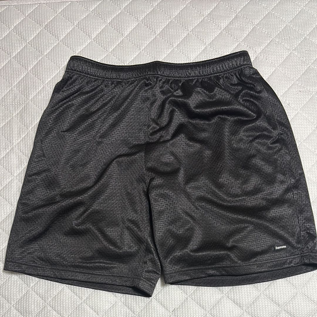 Supreme Small Box Baggy Mesh Short "Black"