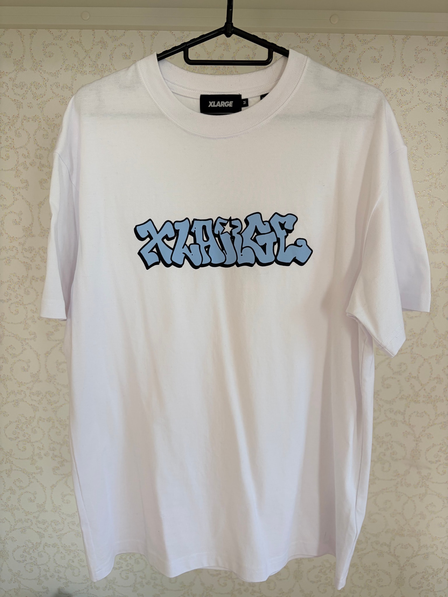 グラフィックロゴTシャツ