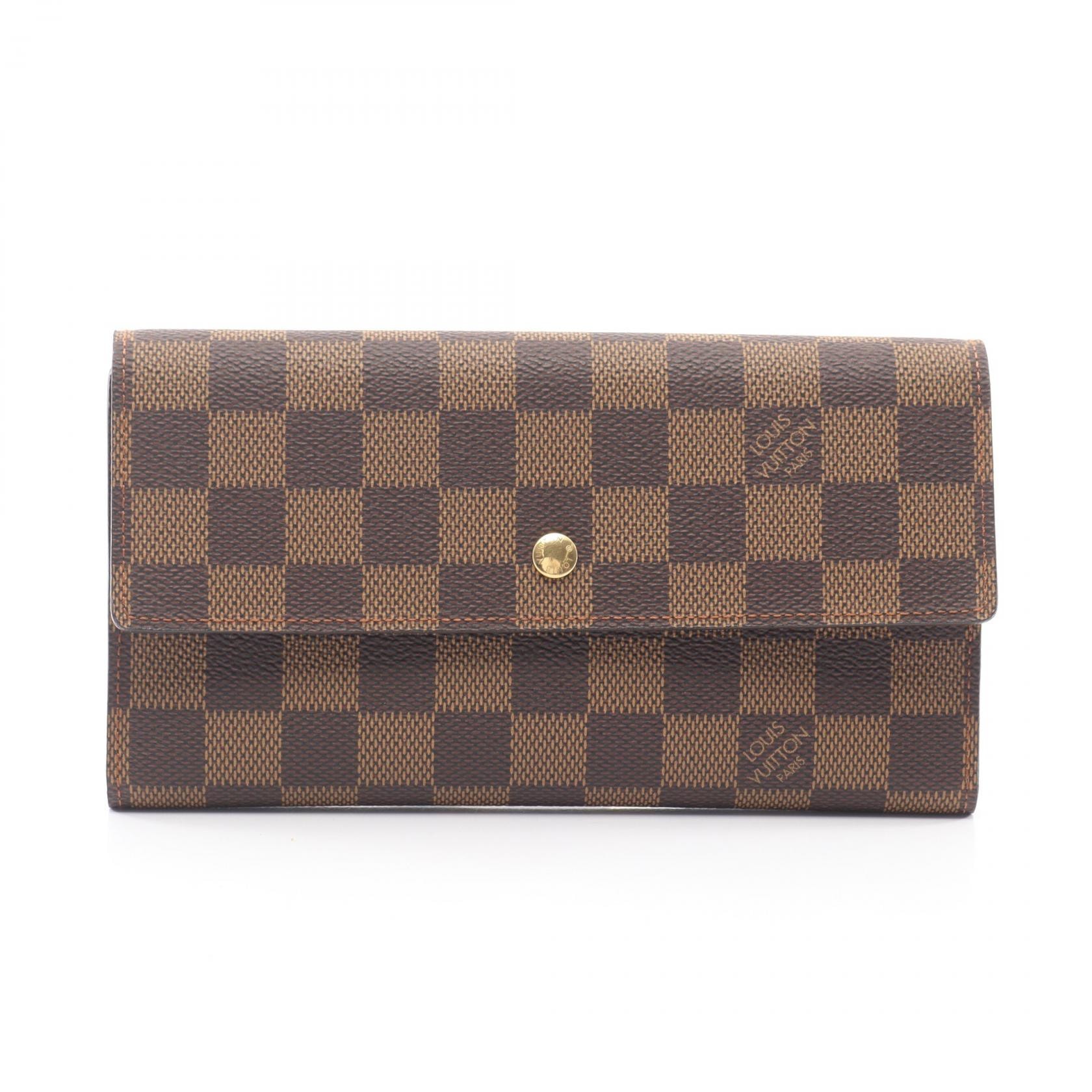 Louis Vuitton Damier Portefeuille International