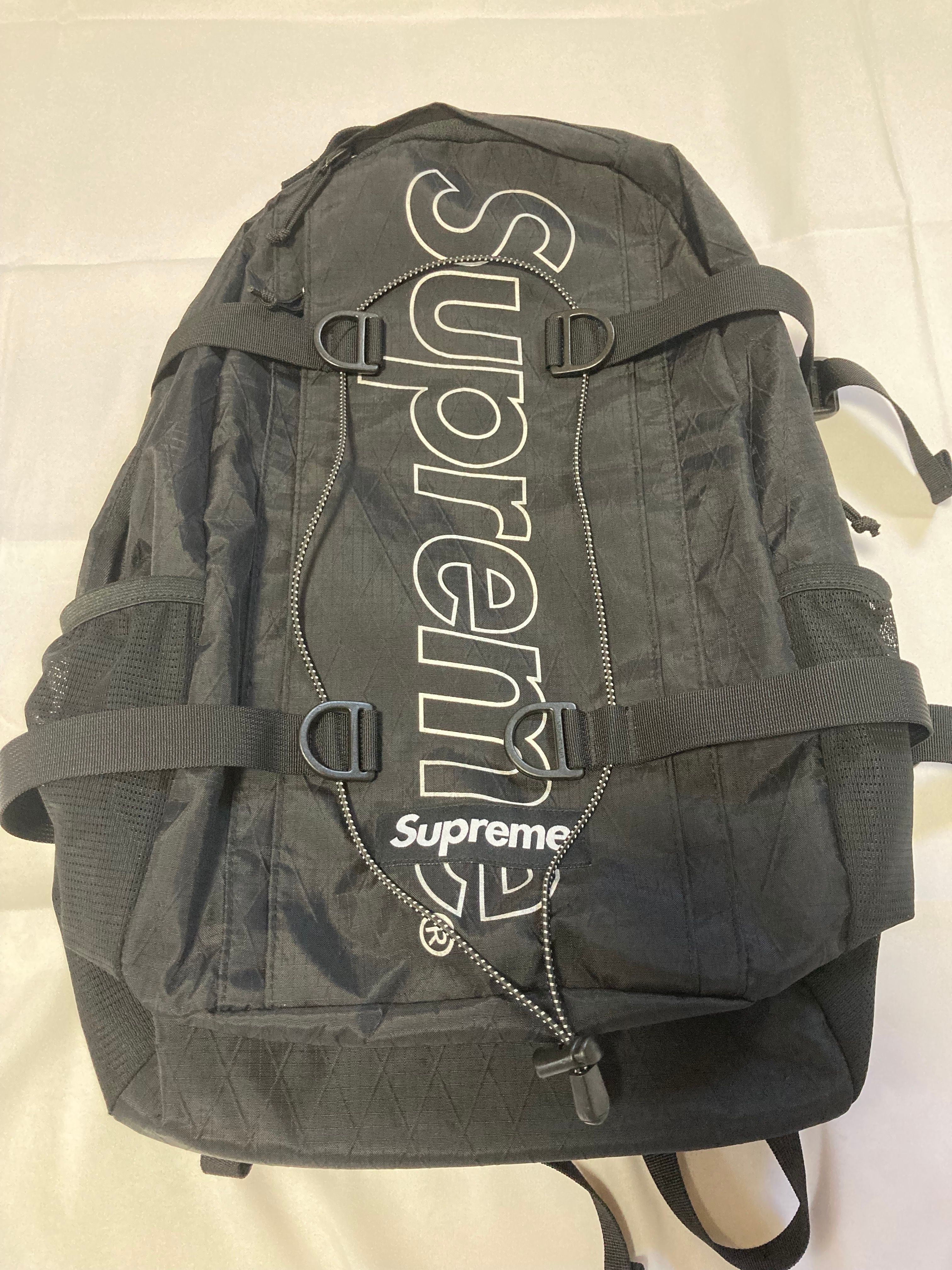 Supreme 18FW Backpack "Black"