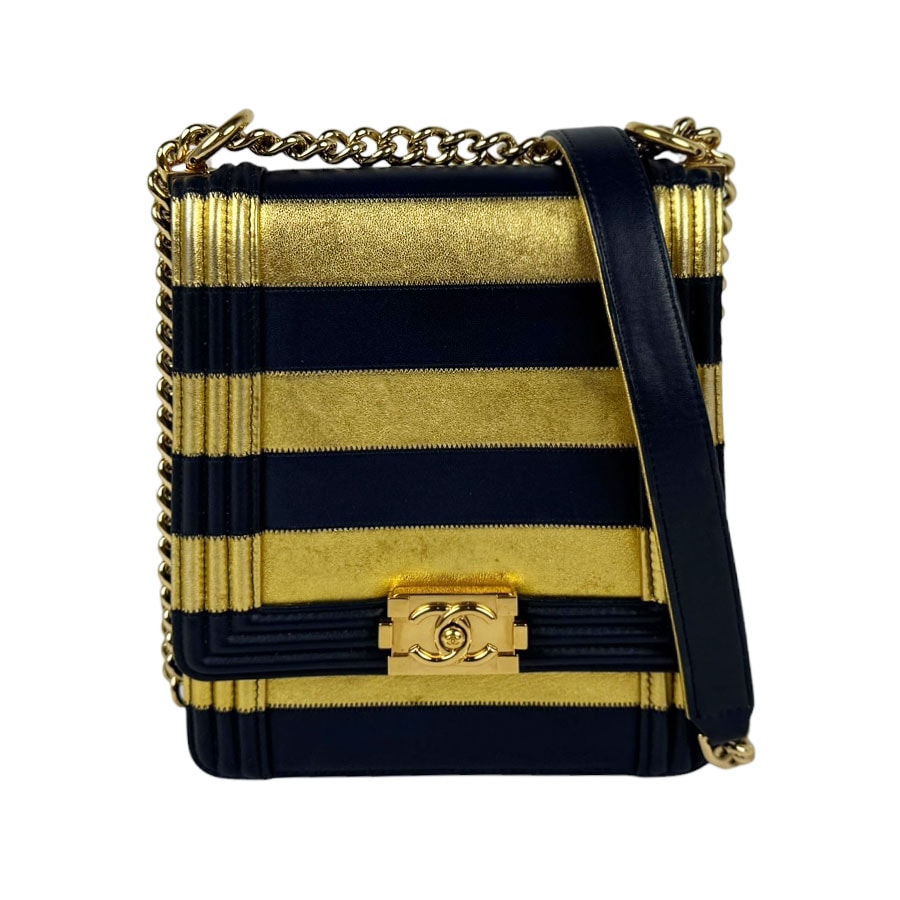 シャネル CHANEL ショルダーバッグ ボーイシャネル ノースサウス レザー ネイビー/ゴールド ゴールド レディース【中古】 z11196