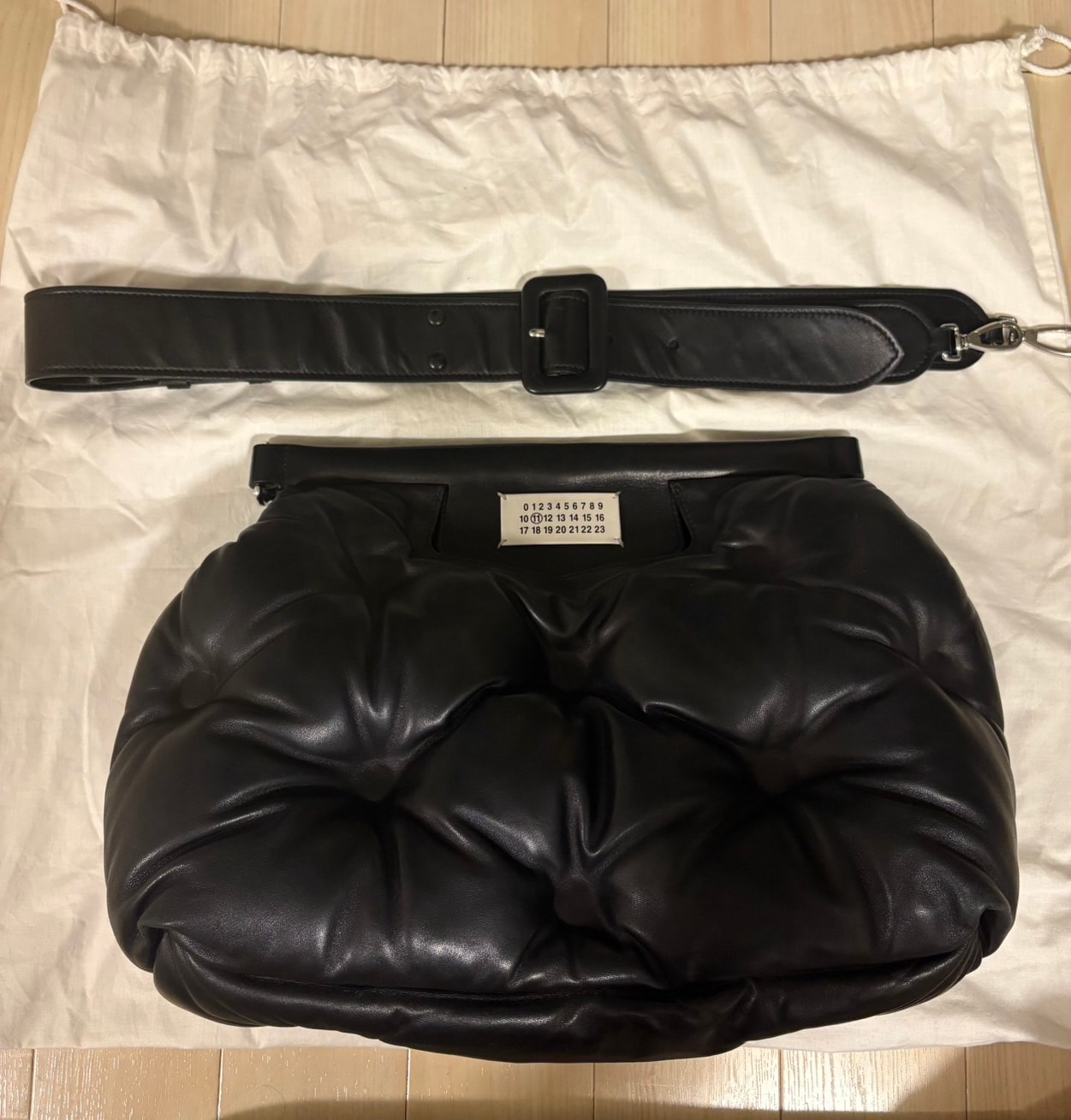 Maison Margiela Glam Slam Classic Medium "Black"
