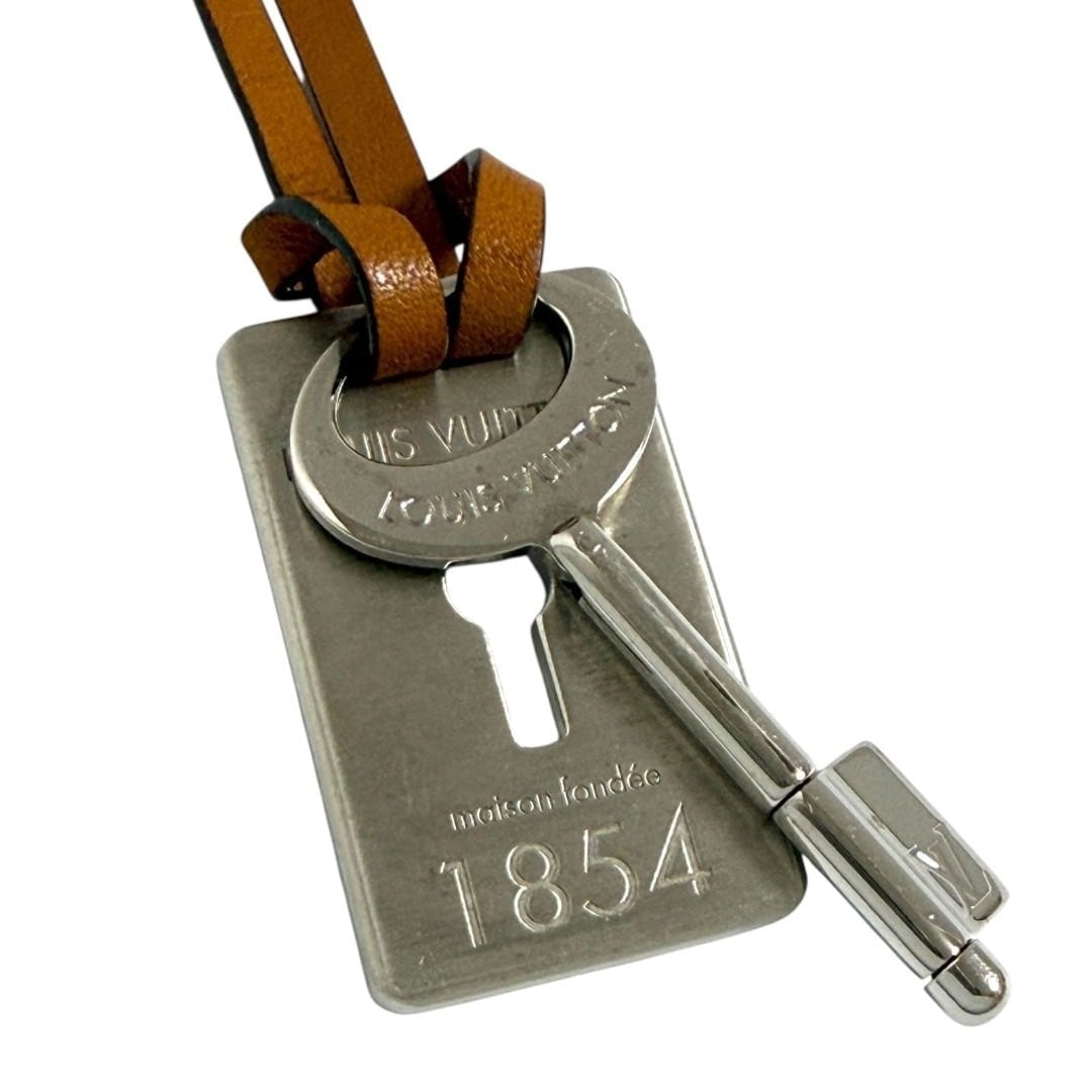 ルイヴィトン メンズ  ペンダント ネックレス トラベル キー レザー コード