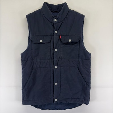 古着 リーバイス Levi's ベスト 中綿 フルボタン 胸ポケット スタンドカラー S ネイビー 無地 メンズ