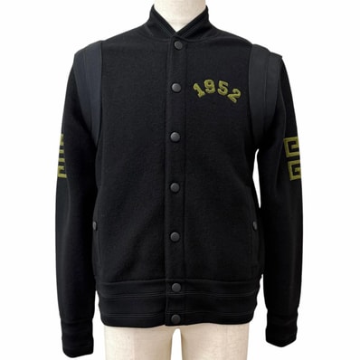 極美品 ジバンシィ スタジャン ブラック メンズ XS BM00V34Y9M