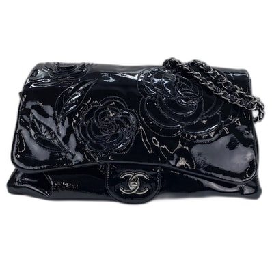 シャネル CHANEL カメリア ショルダーバッグ エナメル【中古】