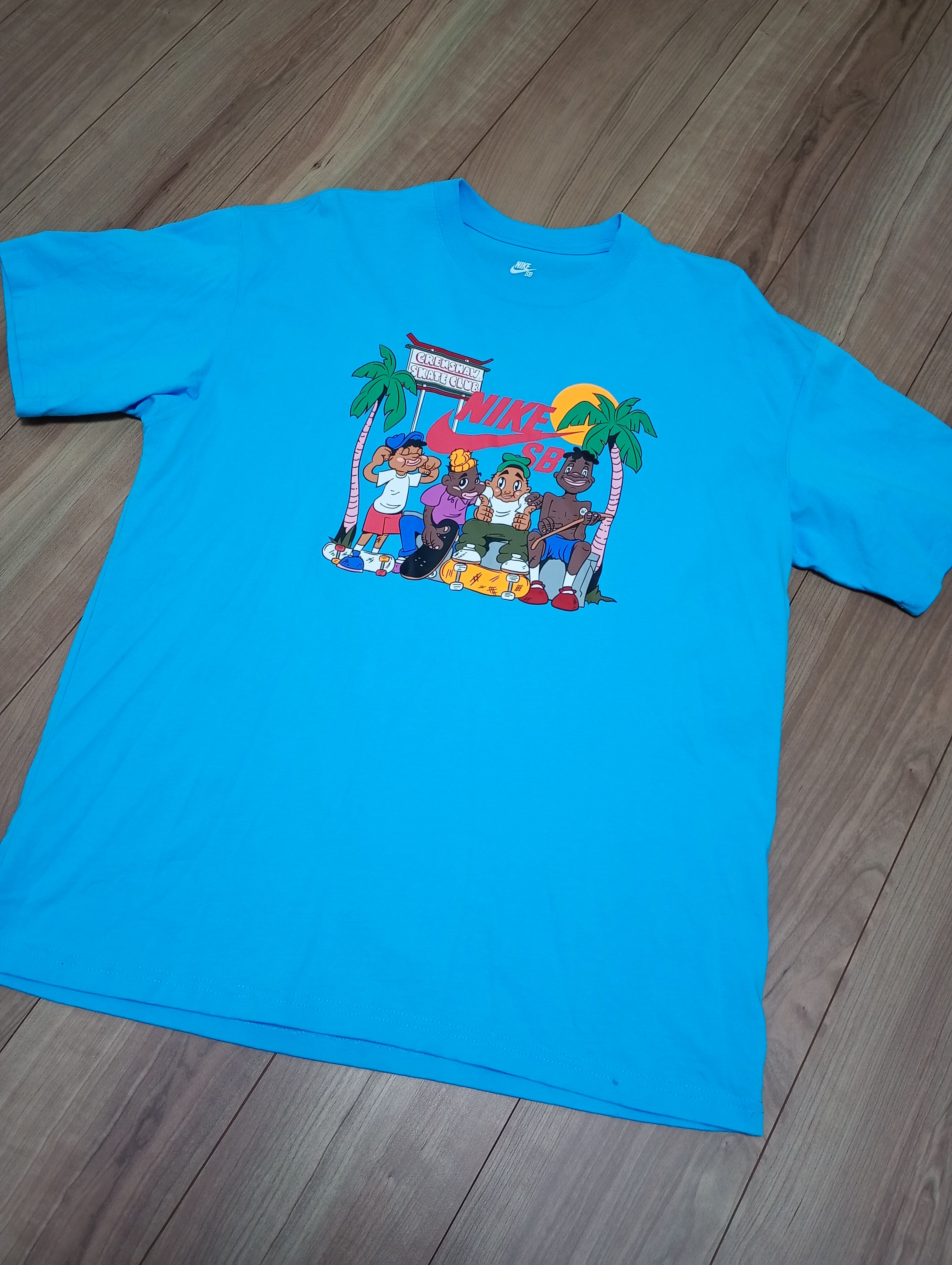 ナイキ SB クレンショースケートクラブ Tシャツ SC2 "バルチック ブルー"