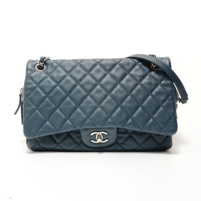 シャネル CHANEL 21番台 デカマトラッセ30 キャビアスキン ショルダーバッグ【中古】