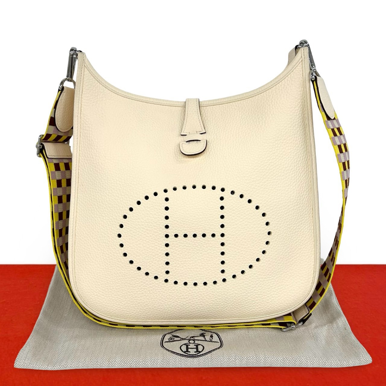 HERMES エルメス エヴリン PM トリヨンクレマンス ショルダーバッグ ベージュ
 65819