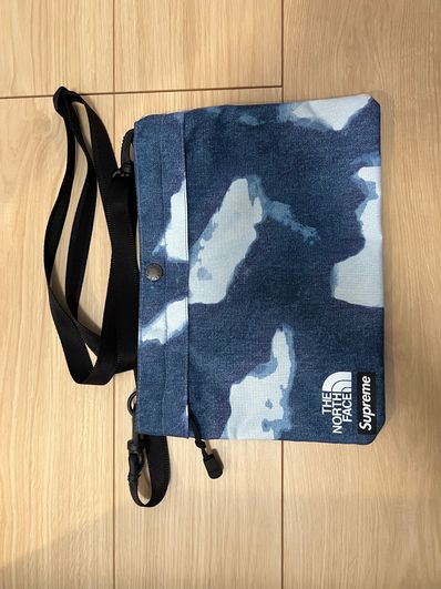 Supreme x The North Face Bleached Denim Print Shoulder Bag "Indigo"