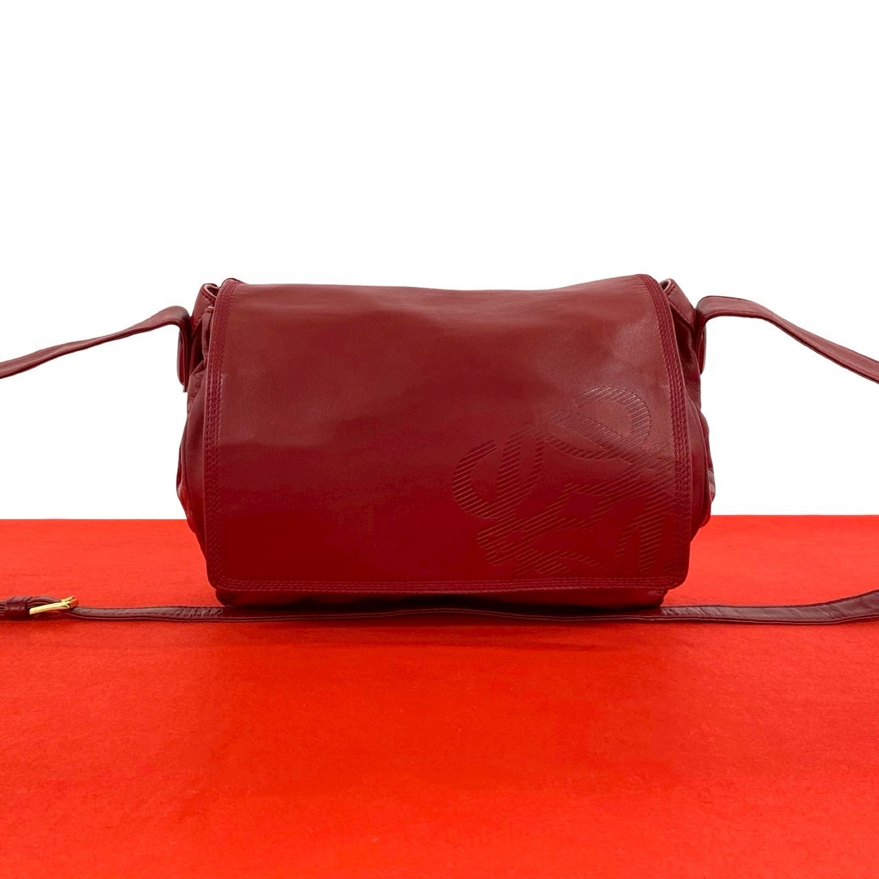 LOEWE ロエベ アナグラム ロゴ レザー ショルダーバッグ レッド
 28094