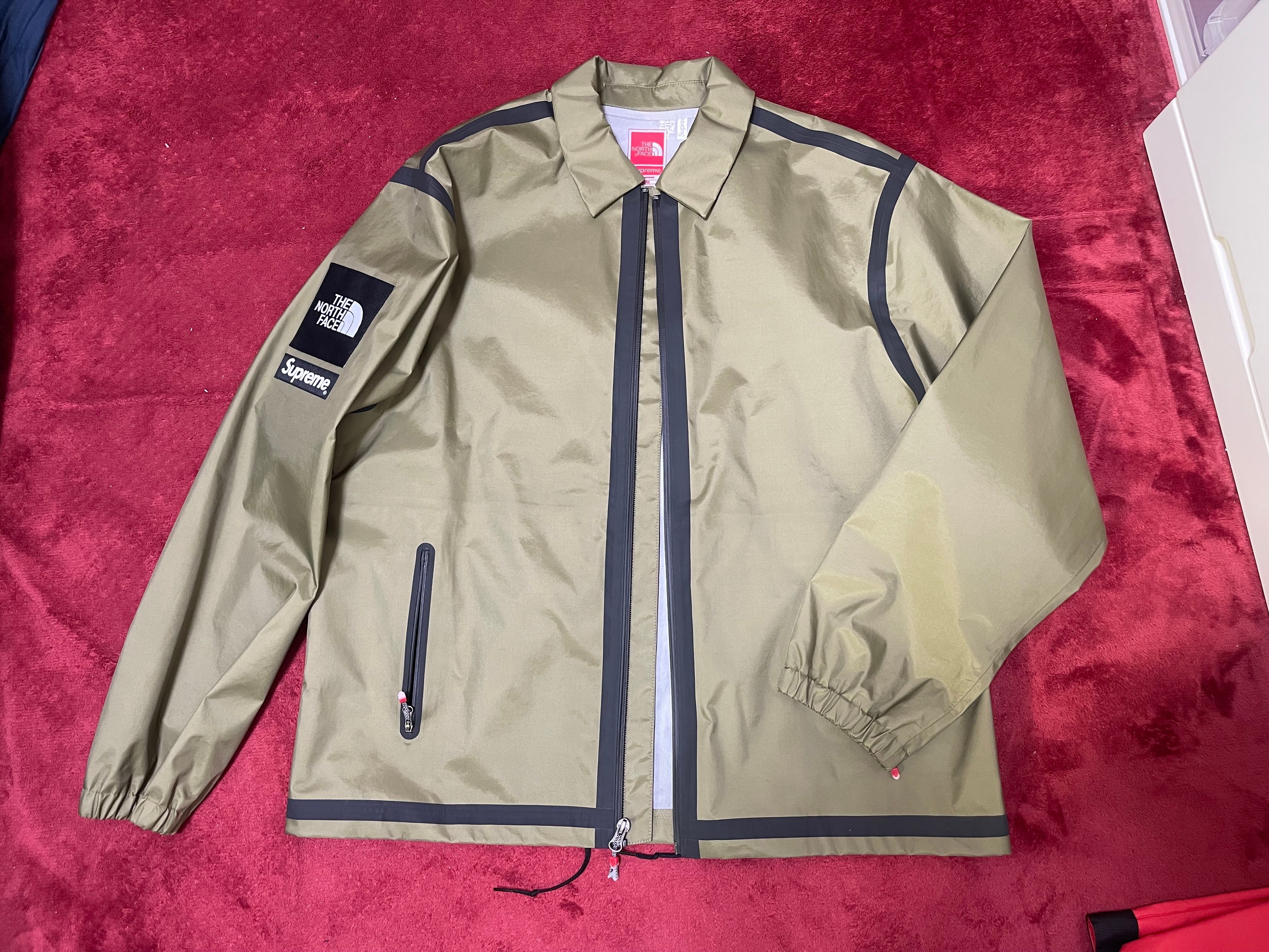 Supreme x The North Face Summit Series Outer Tape Seam Coaches Jacket "Olive"