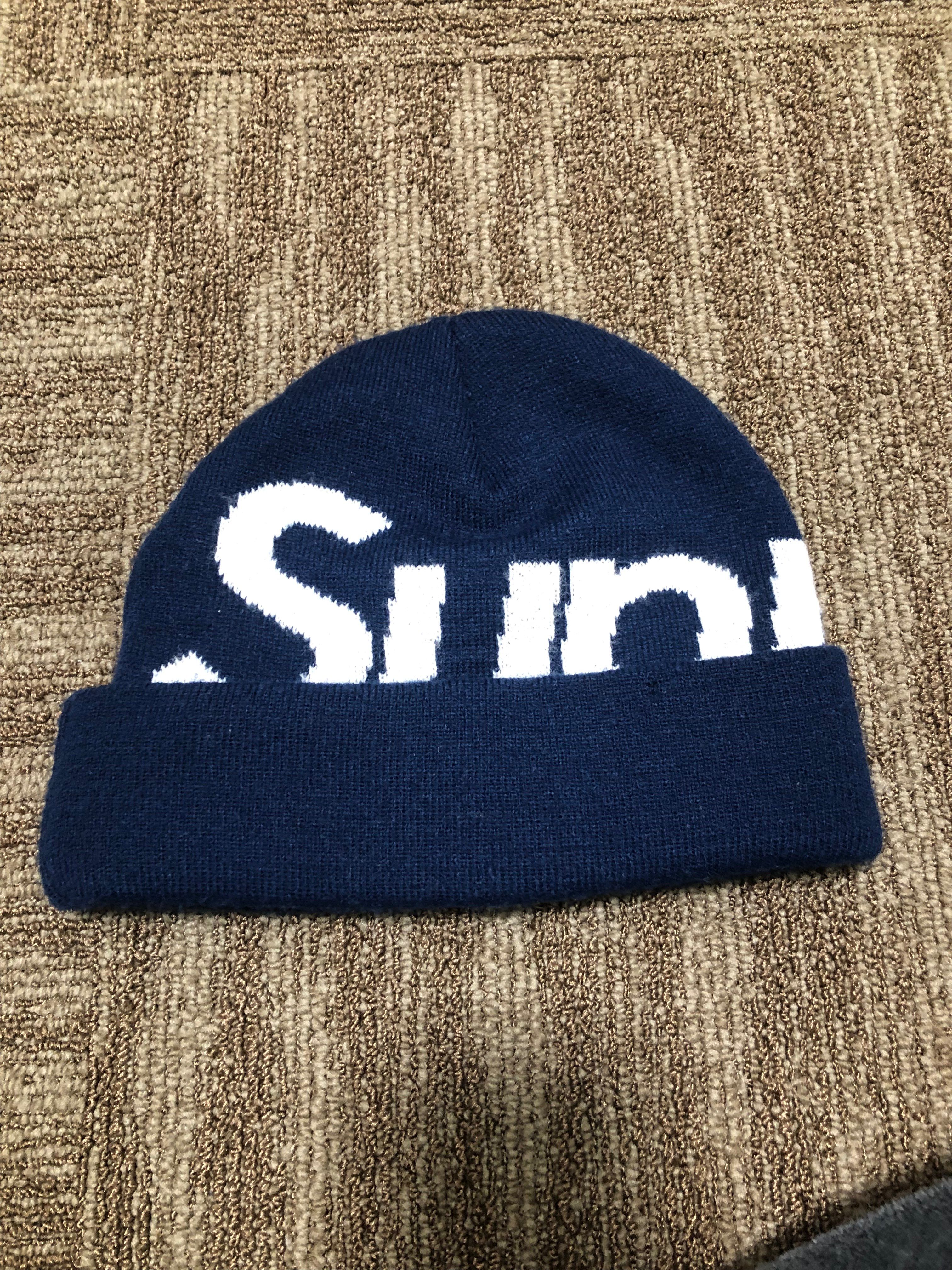 Supreme Big Logo Beanie "Navy"