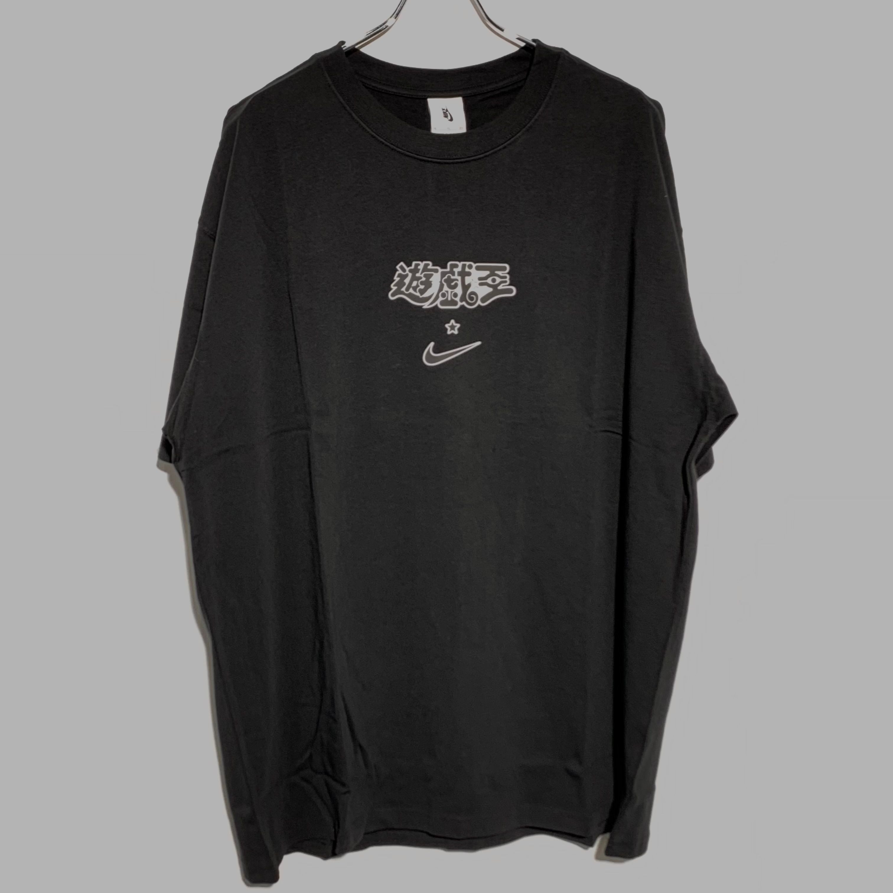 NIKE 遊戯王 メンズ ソロ スウッシュ Tシャツ Black NIKE 遊戯王 メンズ ソロ スウッシュ Tシャツ Black - メルカリ