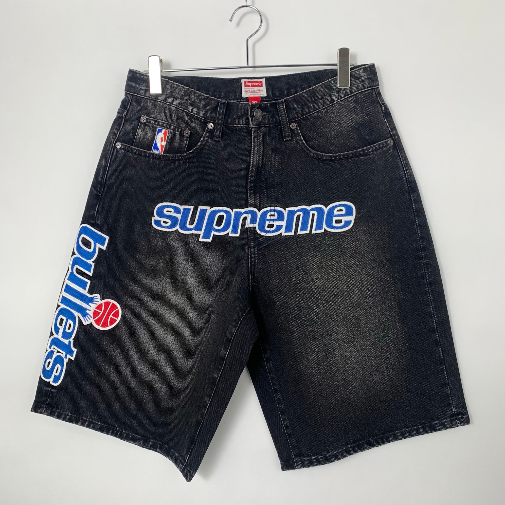 Supreme x Mitchell & Ness Washington Bullets Baggy Denim Short "Washed Black"
