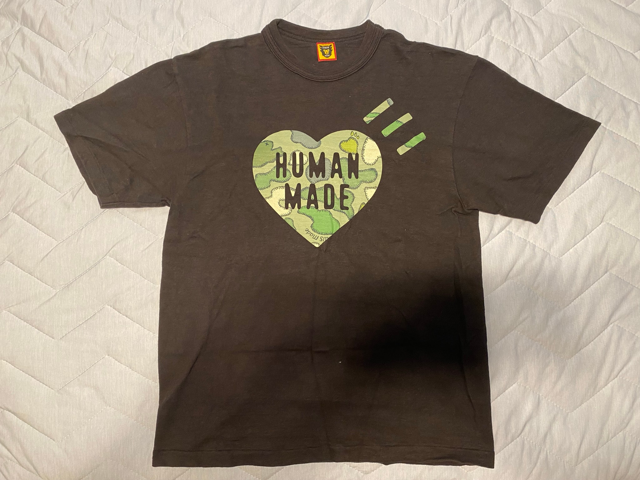 KAWS MADE グラフィックTシャツ