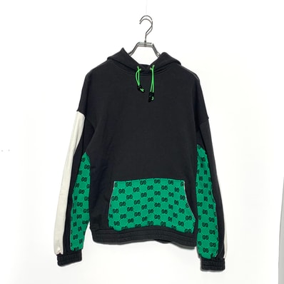 GUCCI モノグラムロゴ プルオーバー パーカー