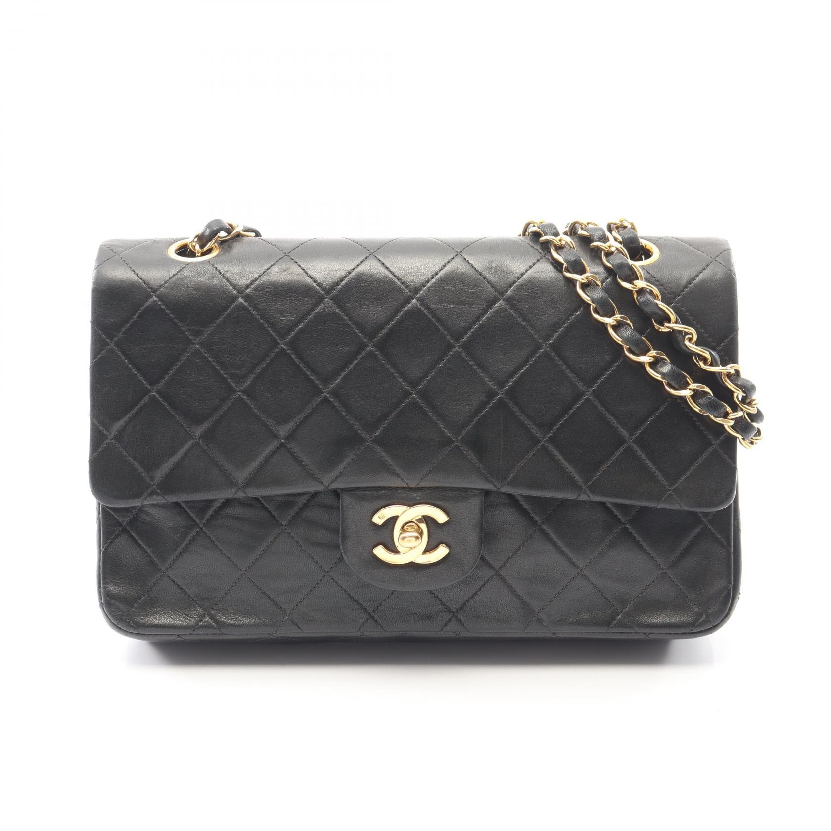 シャネル CHANEL マトラッセ Wフラップ ショルダーバッグ バッグ ラムスキン(羊革) レディース ブラック系 【中古】