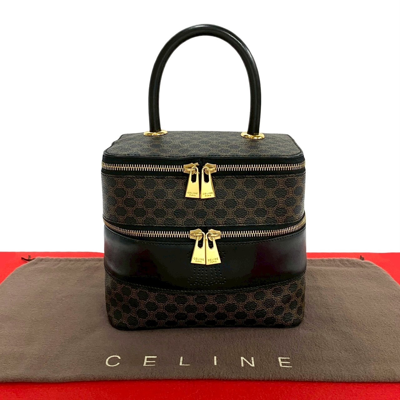 B (目立った傷や汚れなし)】CELINE セリーヌ マカダム ブラゾン