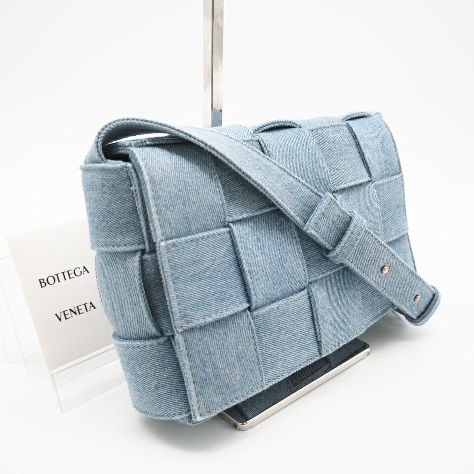 美品 BOTTEGAVENETA ボッテガヴェネタ マキシイントレチャート デニム ショルダー 710188 ショルダーバッグ ブルー デニム レディース