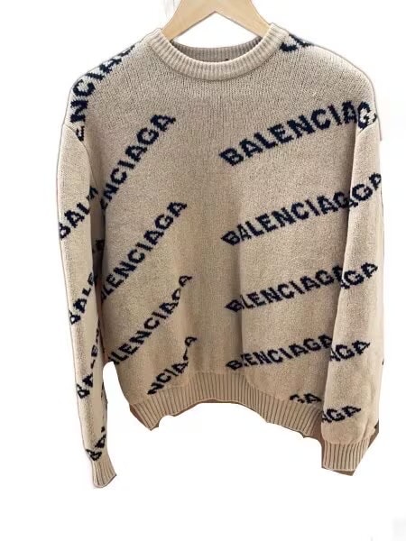 BALENCIAGA