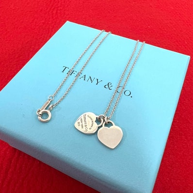 TIFFANY&Co. ティファニー リターントゥ ティファニー ダブル ハートタグ ネックレス シルバー925 ネックレス シルバー
23908