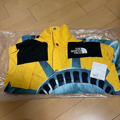 Supreme x The North Face Statue of Liberty Mountain Jacket "Yellow"