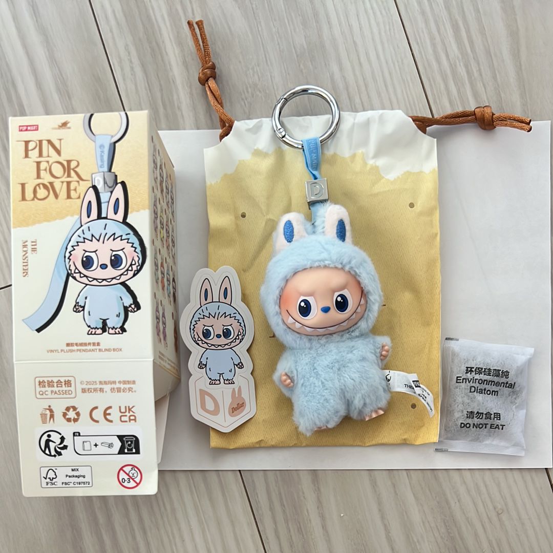POP MART THE MONSTERS (LABUBU) Pin for Love Series-Vinyl Plush Pendant (A-M) D