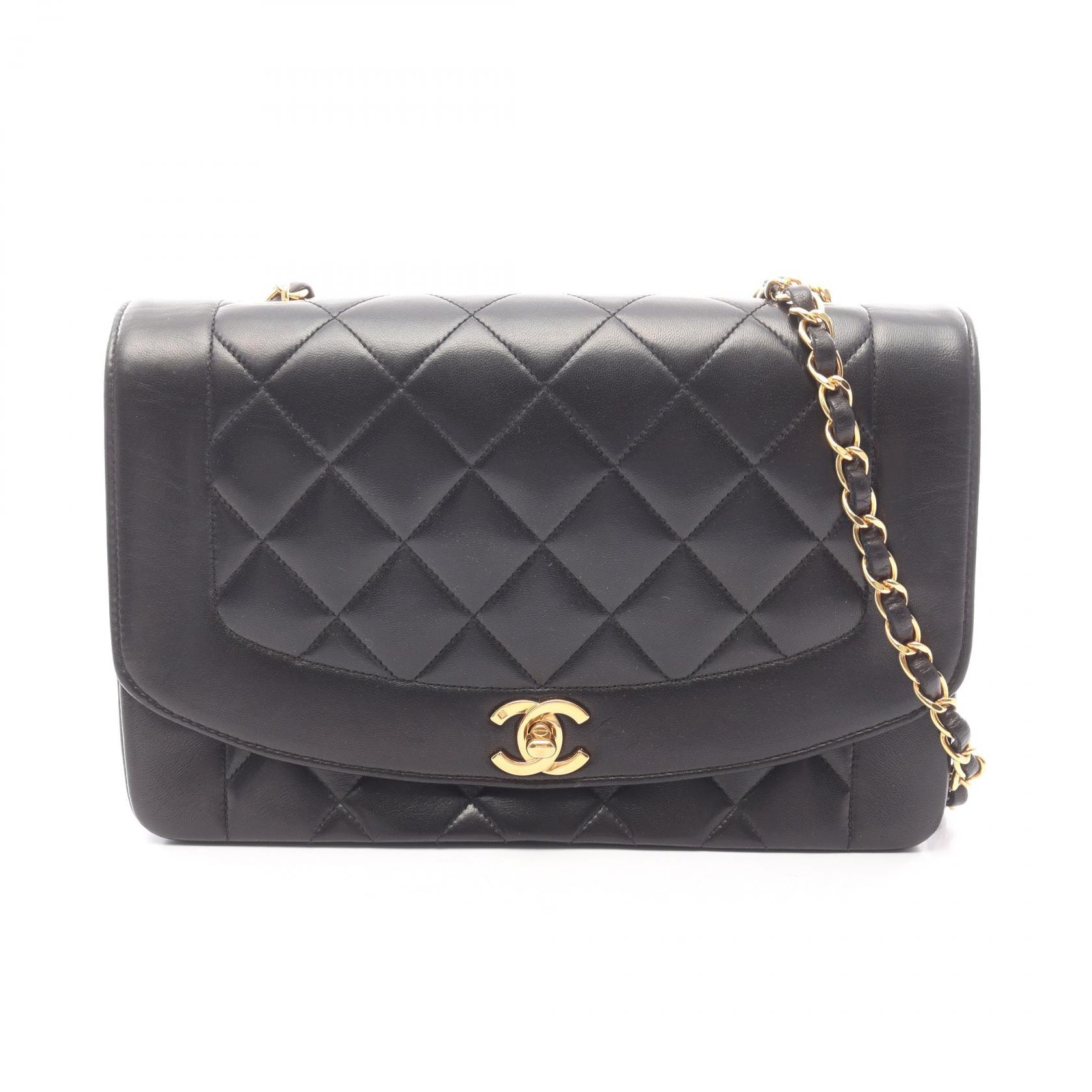 シャネル CHANEL マトラッセ ダイアナフラップ ショルダーバッグ バッグ ラムスキン(羊革) レディース ブラック系 A01165 【中古】