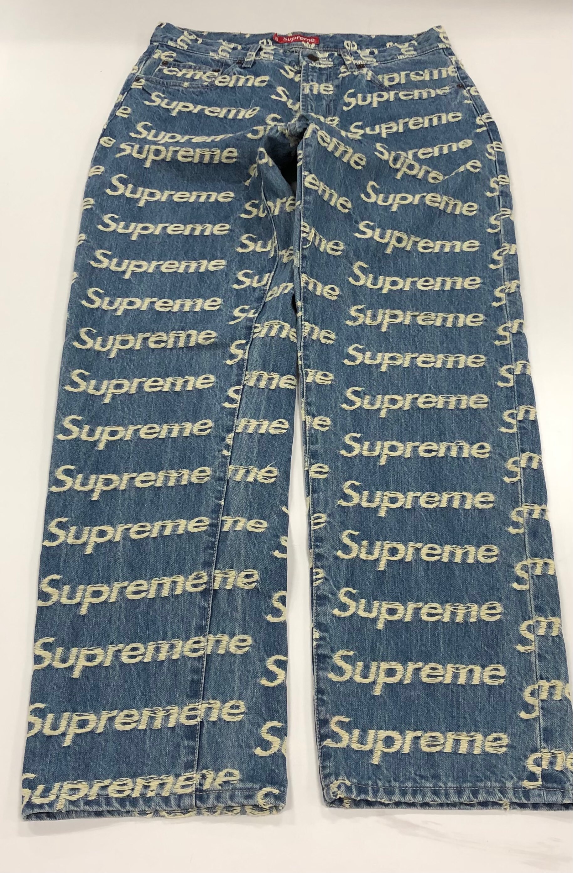 Supreme Frayed Logos Regular Jean "Blue"