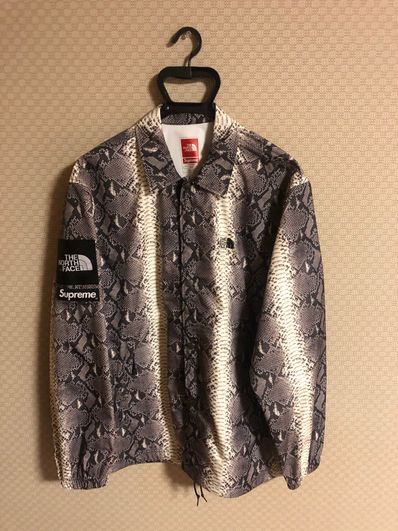 Supreme x The North Face Taped Seam Coaches Jacket "Black"