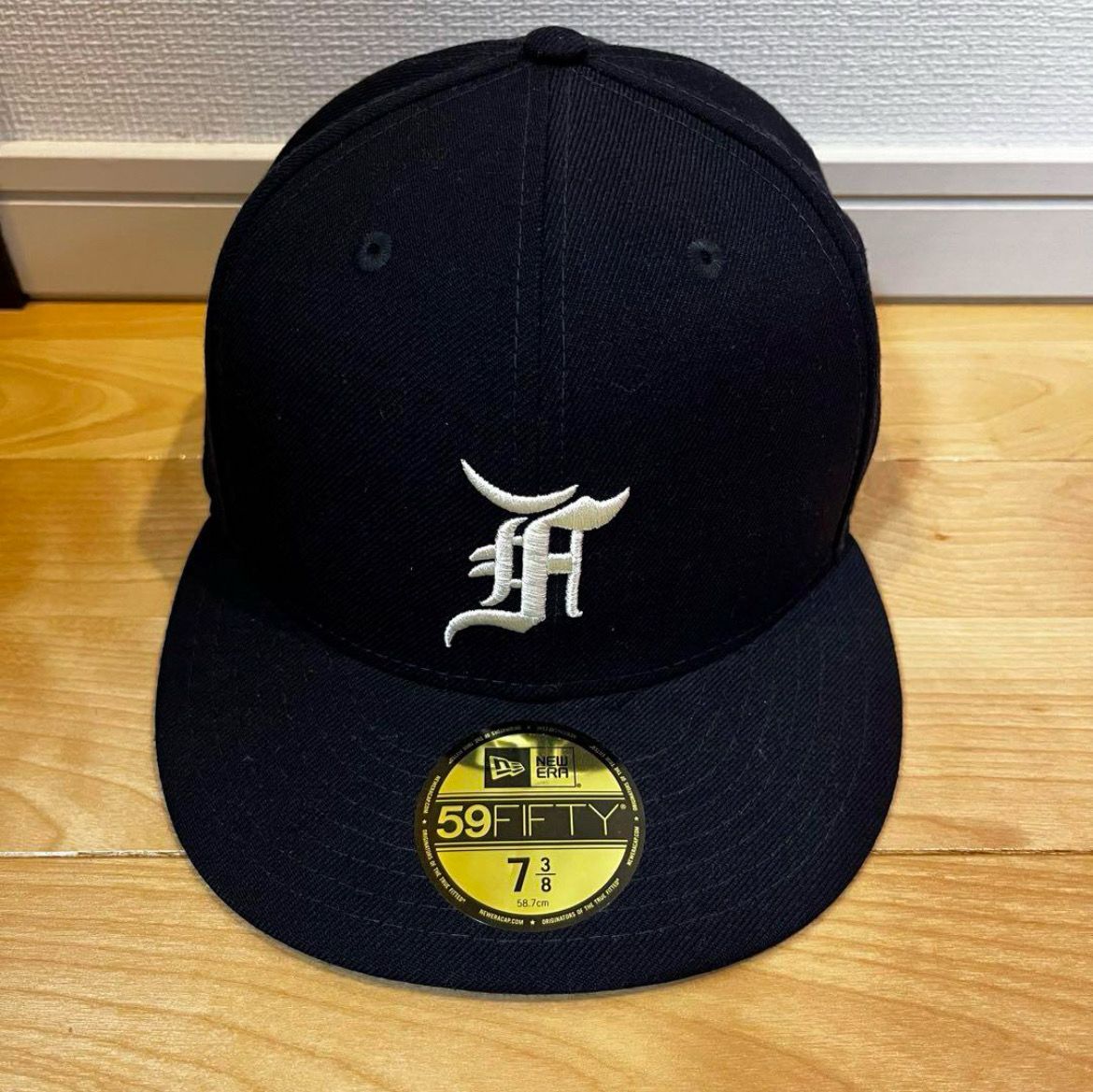 FEAR OF GOD ESSENTIALS New Era Fitted Cap (FW20) "Navy"