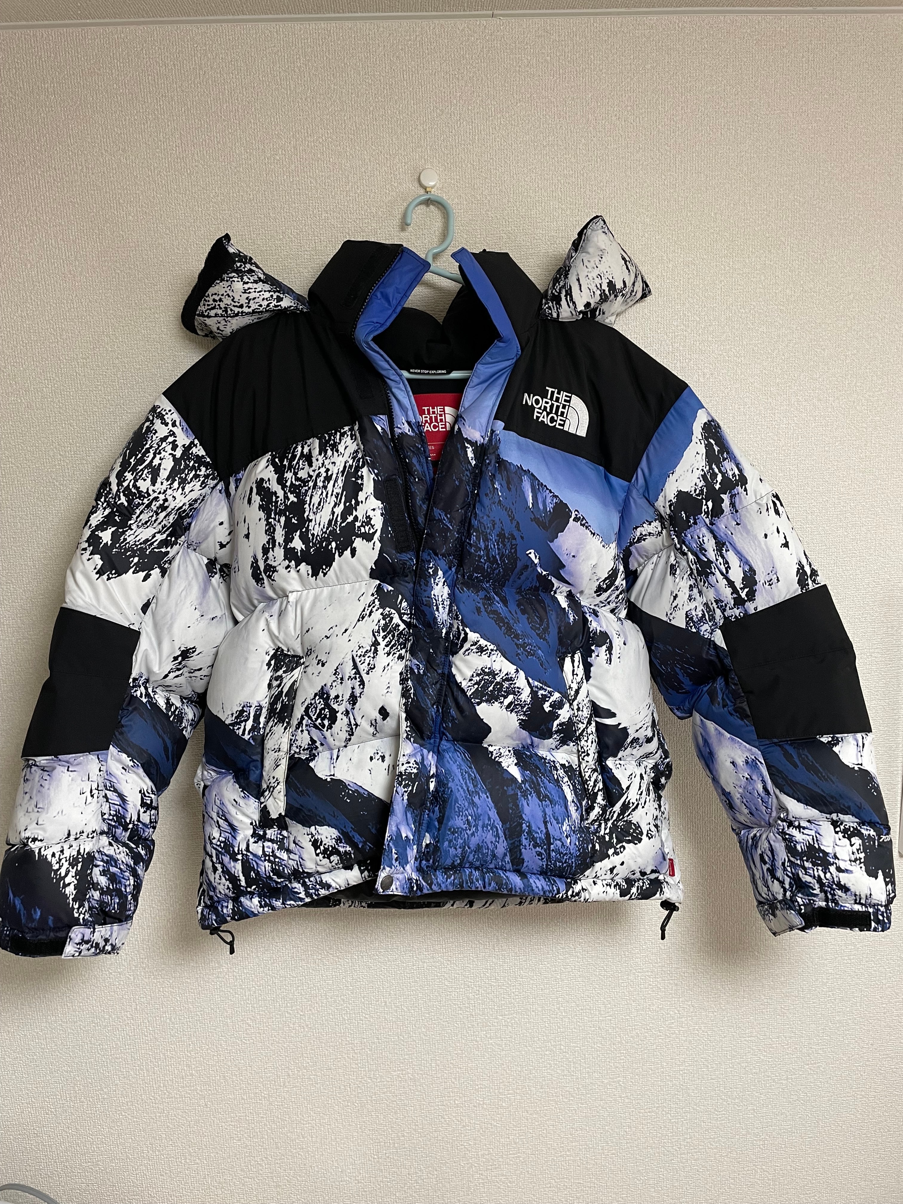 Supreme x The North Face Mountain Baltoro Jacket "Blue"
