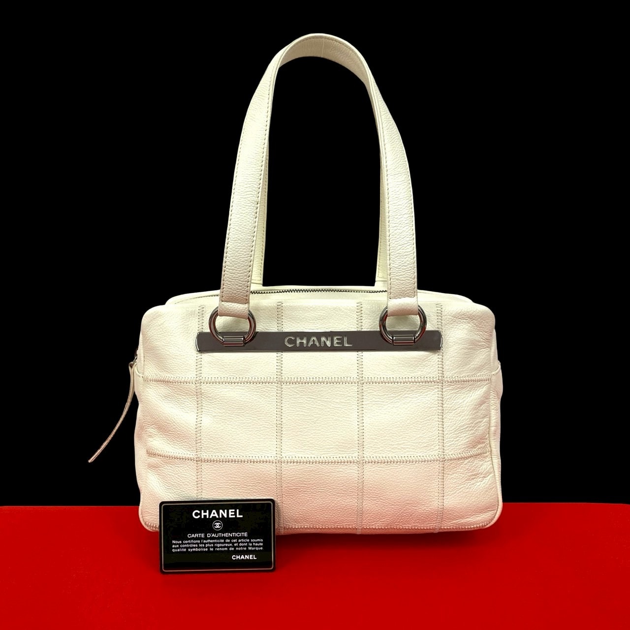 B (目立った傷や汚れなし)】CHANEL シャネル チョコバー マット