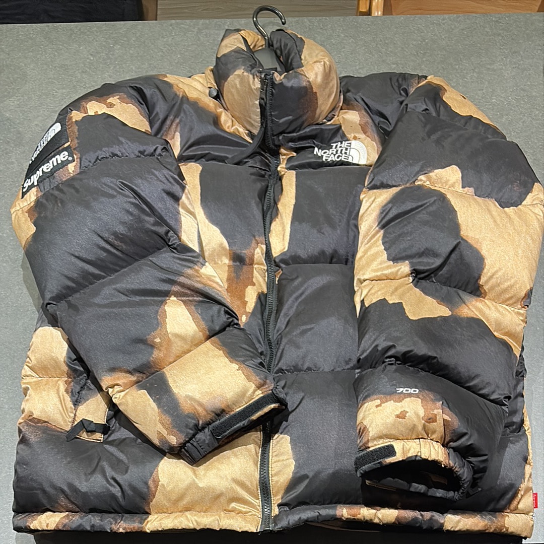 Supreme x The North Face Bleached Denim Print Nuptse Jacket "Black"