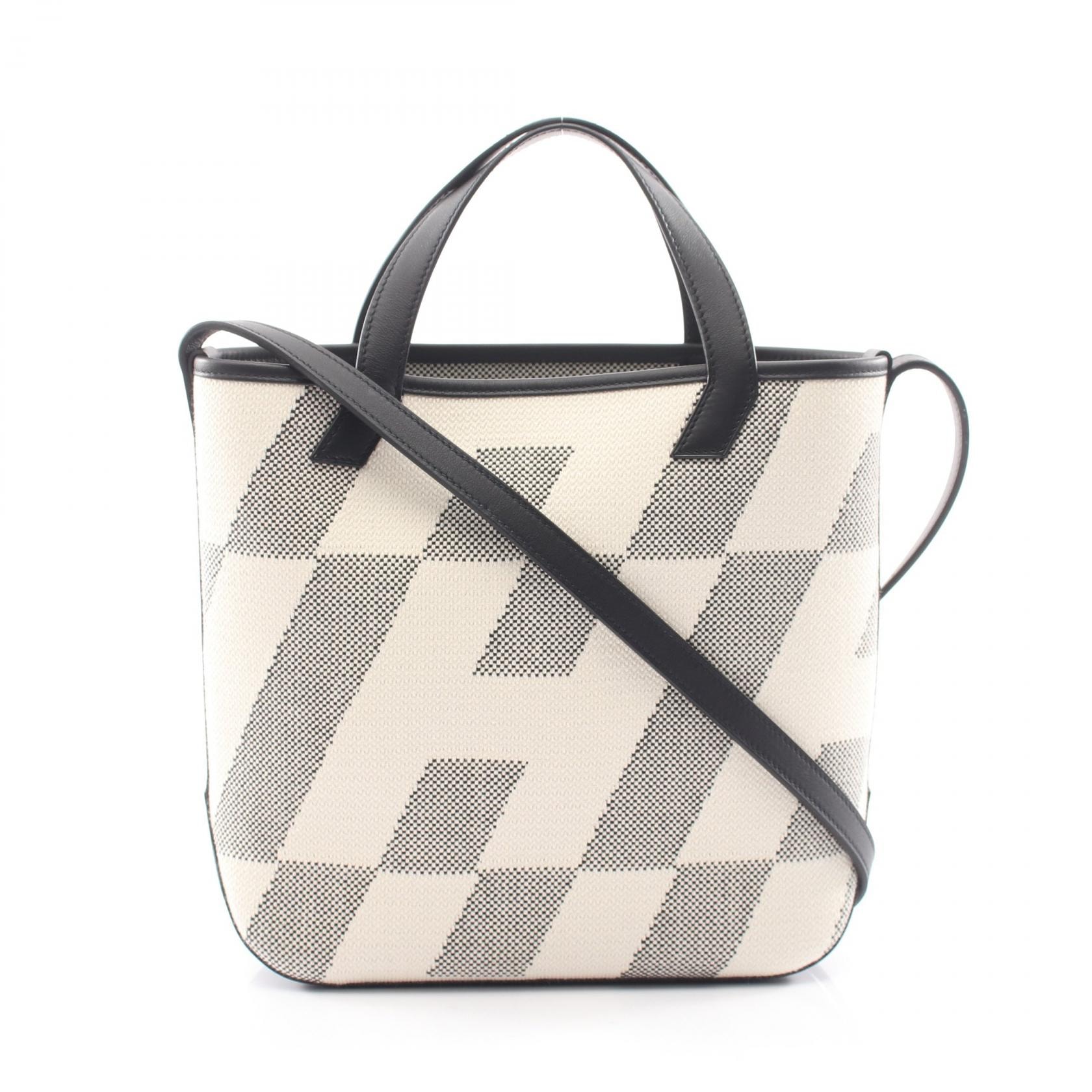エルメス HERMES H アンビエPM 2WAY トートバッグ バッグ キャンバス トワルアッシュ / ヴォースイフト トワルアッシュ エクリュ Z刻印(2021年製造) レディース ホワイト系 / ブラック系 【中古】