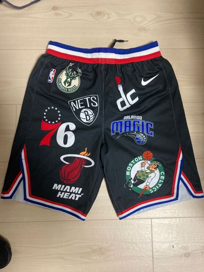 Supreme / Nike®/NBA Teams Authentic Short "Black"